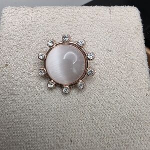 Elegant Rose Gold and White Stone Button (1895)